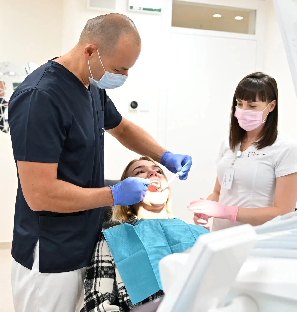 Priebeh zavedenia implantu
